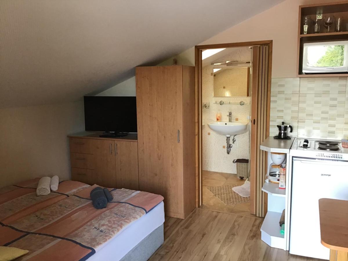 Drávecz Apartman Balatonlelle Esterno foto